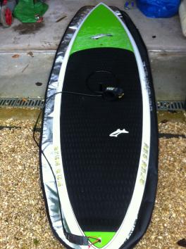 Test SUP jimmy-lewis stungun 9'2 - video, prix, revendeur et avis
